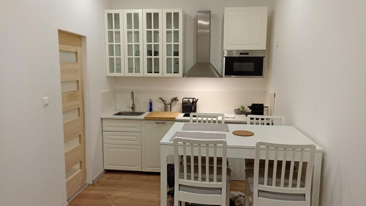 Studio Neuf Climatise Avec Terrasse #4 Toulon Ngoại thất bức ảnh