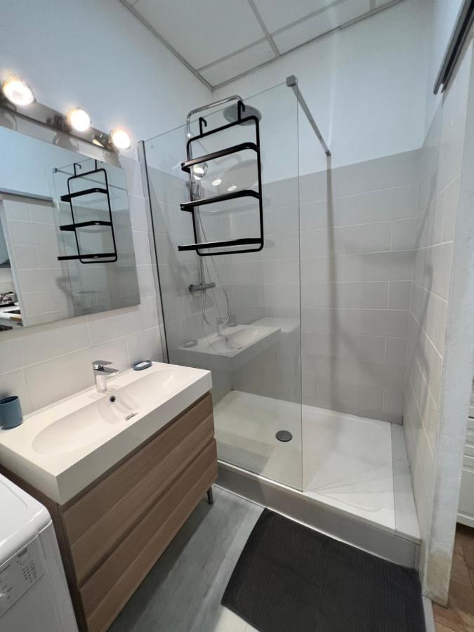 Studio Neuf Climatise Avec Terrasse #4 Toulon Ngoại thất bức ảnh